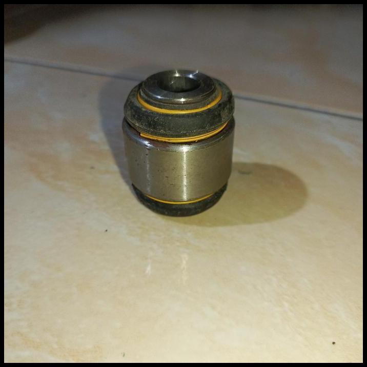 GRATIS ONGKIR BUSHING NAP RODA W124 W202 W210 W203