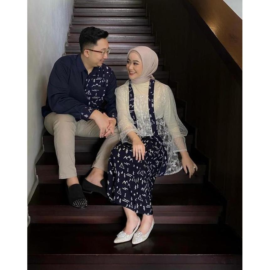 (BEST SELLER) Solo Batik Store - Setelan kebaya couple brukat aplikasi katun jumputan kemeja pria le