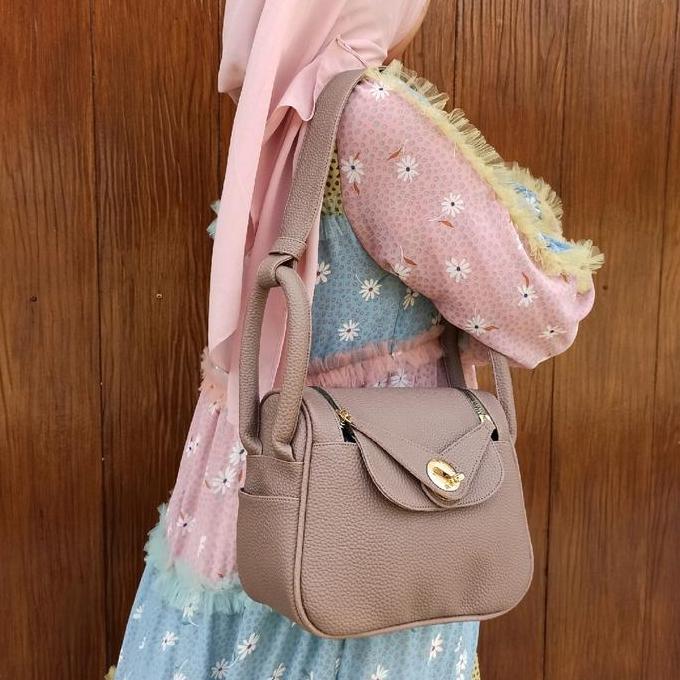 Beranigaya- Tas Papirut Lindi 23Cm / Tas Wanita / Tas Selempang & Bahu Wanita Kulit Jeruk Tebal Prem