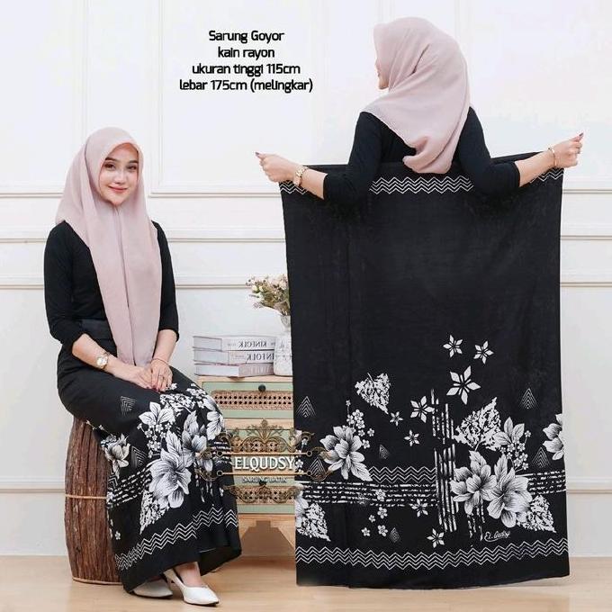 Otwkirim- JydSarung Santri Putri Muslim Sarung Wanita Sarung Pondok Motif Batik Model Terbaru Hitam 