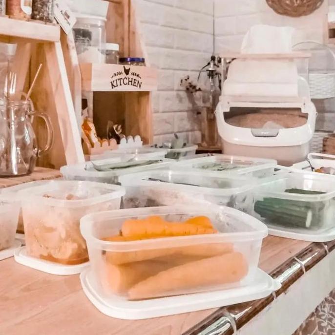 (BUNDLE) Container Oita Toples Lebaran Set isi 10pcs + 4pc Piring Persegi Plastic