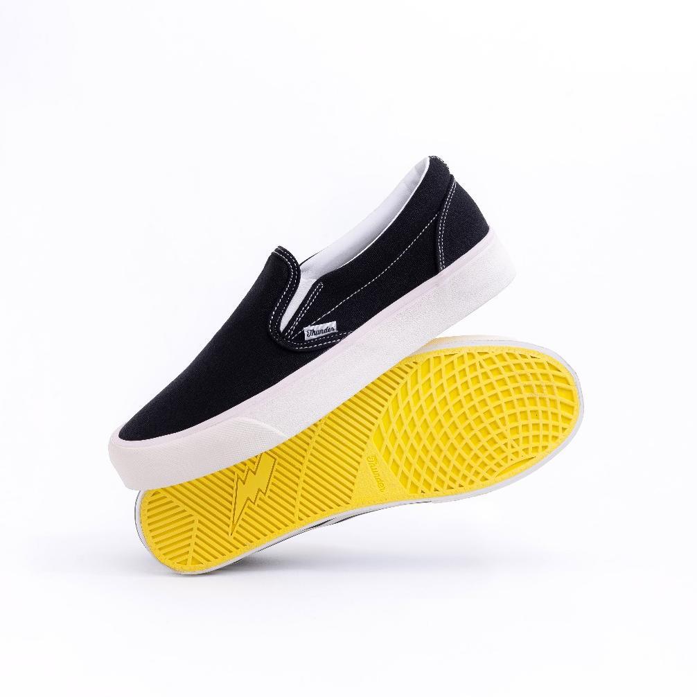 ORIGINAL` Thunderbear - Voltaire BW Sepatu Slip On Pria Lokal | Buat Nongkrong & Kuliah