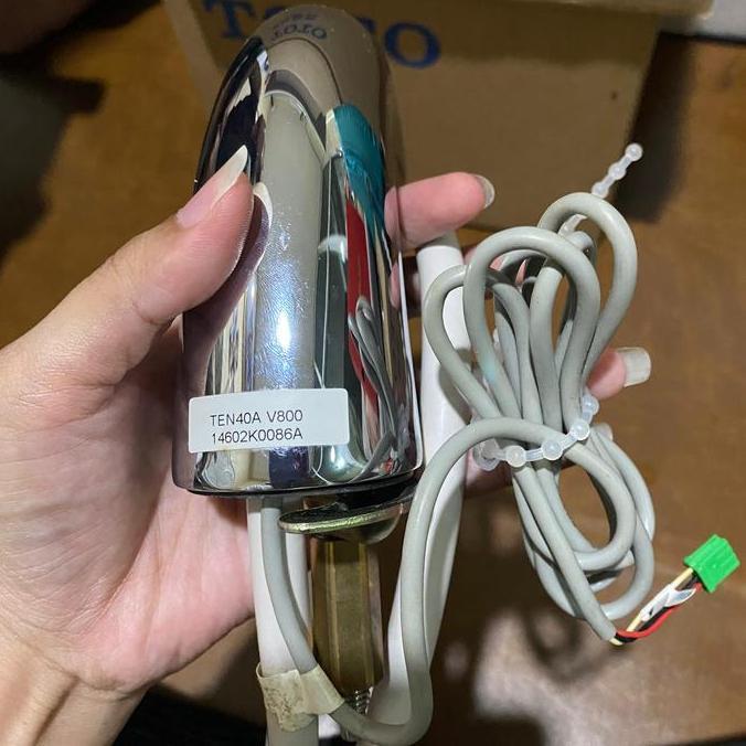 NEW ToTo Kran Sensor Wastafle Ten40an V800 TN78-9 V800 Baterai Kondisi Baru dengan Kabel dan Sensor