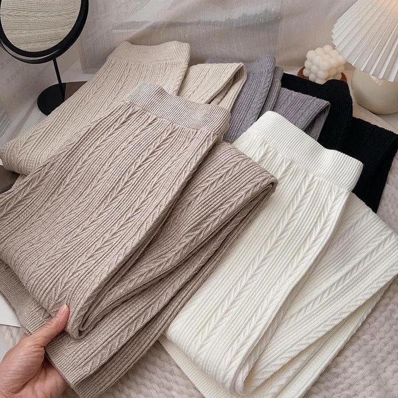 promo terbaru chatta - daeun pants celana kulot panjang tekstur rajut cullote knit textured hitam ab