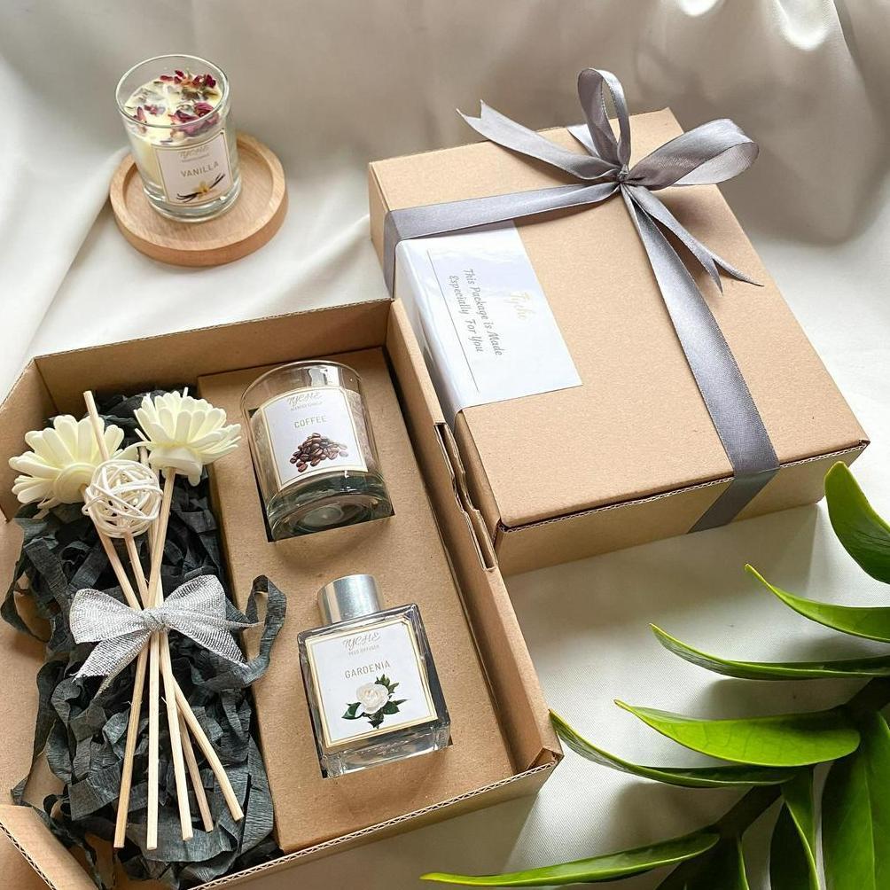 Valentine salee GIFT SET AROMATERI SOUVENIR KANTOR LILIN AROMATERAPI REED DIFFUSER PEWANGI RUANGAN H