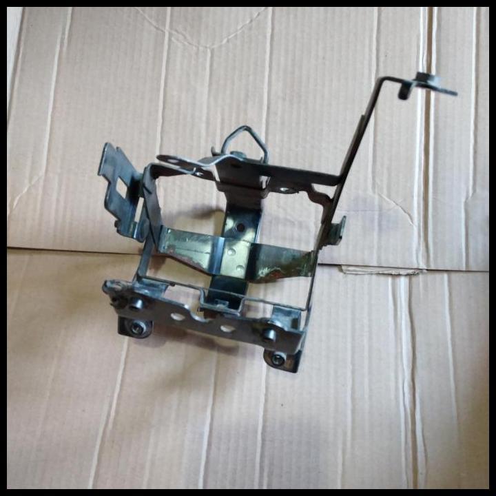 TERMURAH BESI DUDUKAN TAMENG / DUDUKAN AKI VARIO 110 OLD KARBU ORIGINAL