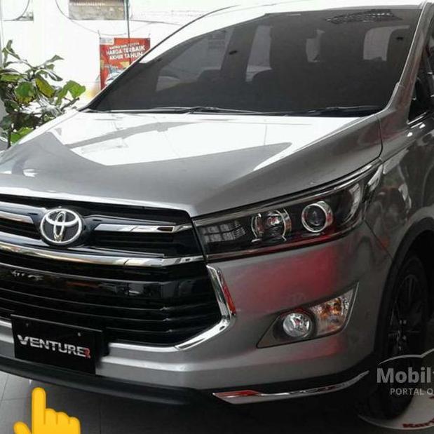 Bodykit/Bodykit bumper depan innova venturer original