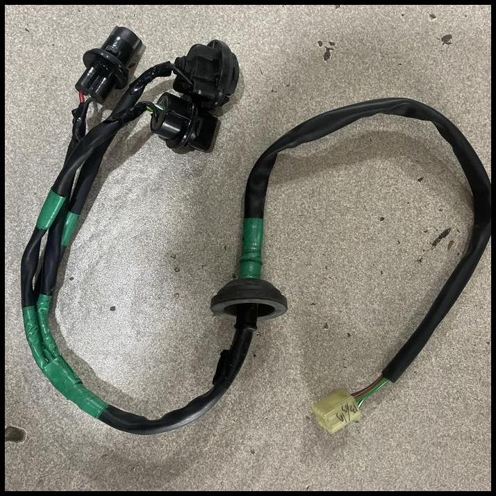 TERMURAH SOCKET SOKET LAMPU BELAKANG STOPLAMP GRAND AVANZA VELOZ XENIA 2016 UP 