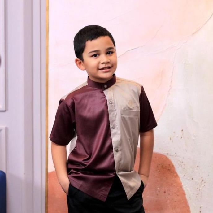 ZM Zaskia Mecca Feat Gerai Hawa - Ubaidah Baju KokoAnak Pria Maroon Bee Casual Kancing