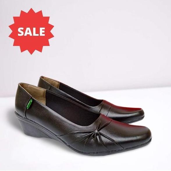 Awet Sepatu Pantofel Wanita Kickers Kulit Sapi Asli Original Wedges Slip On Tanpa Tali Fantofel Form