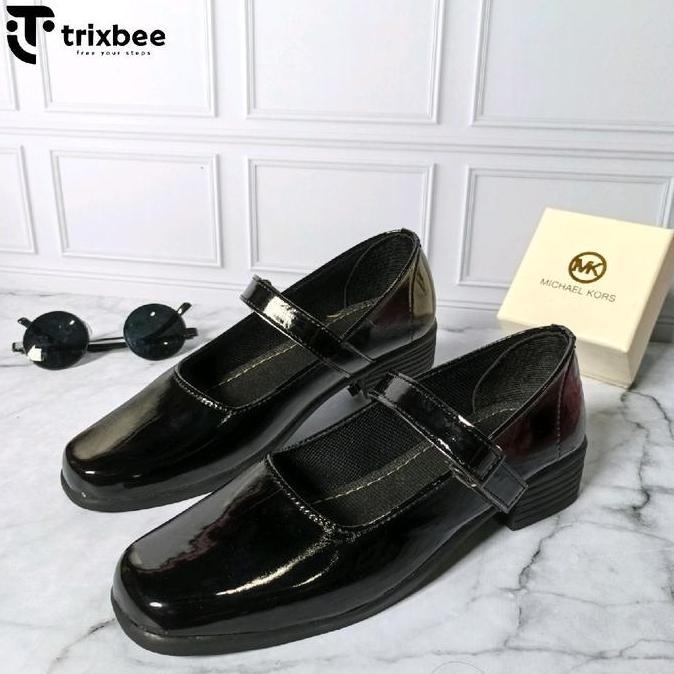 Discount Trixbee  Sepatu Pantofel Wanita  Sepatu Sekolah Wanita Hitam Kerja Putih Shoes Flat