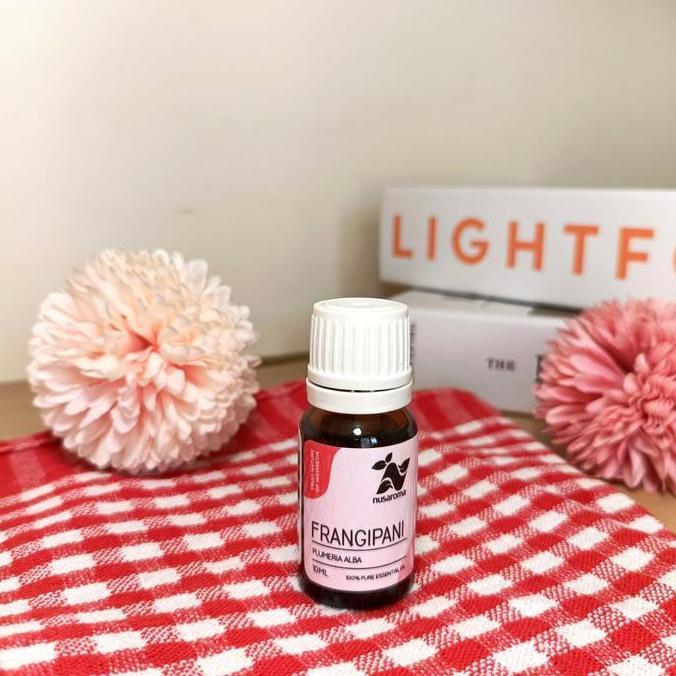 Oksiom- Nusaroma Essential Oil Frangipani 10Ml