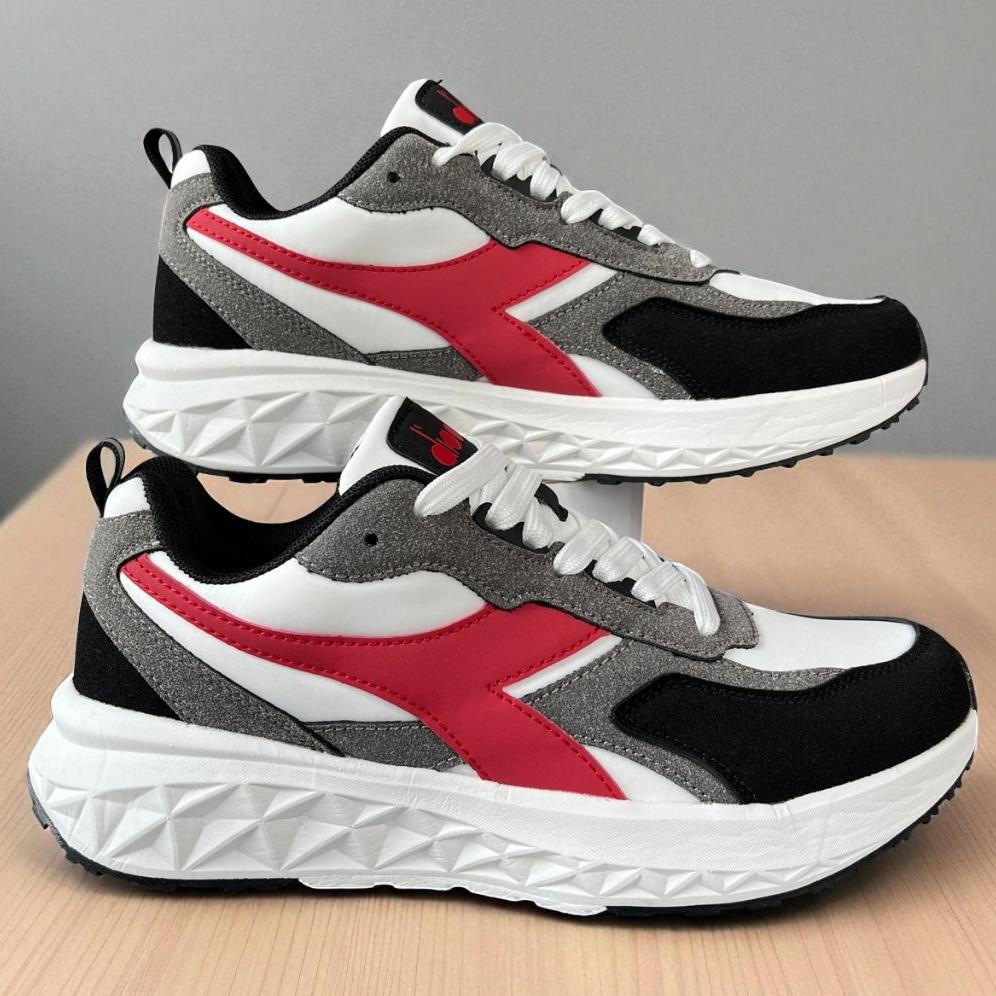 Promo Terbaru Sale Diadora Sepatu Running Sneaker Pria Original