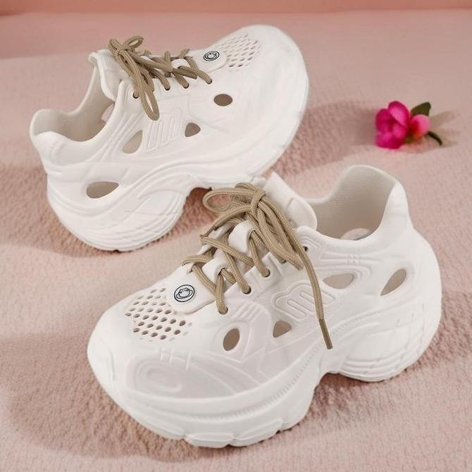Lansungkirim- Yassia Sepatu Kasual Baru Gaya Korea Sepatu Olahraga Wanita Bersol Tebal Yang Modis Uk