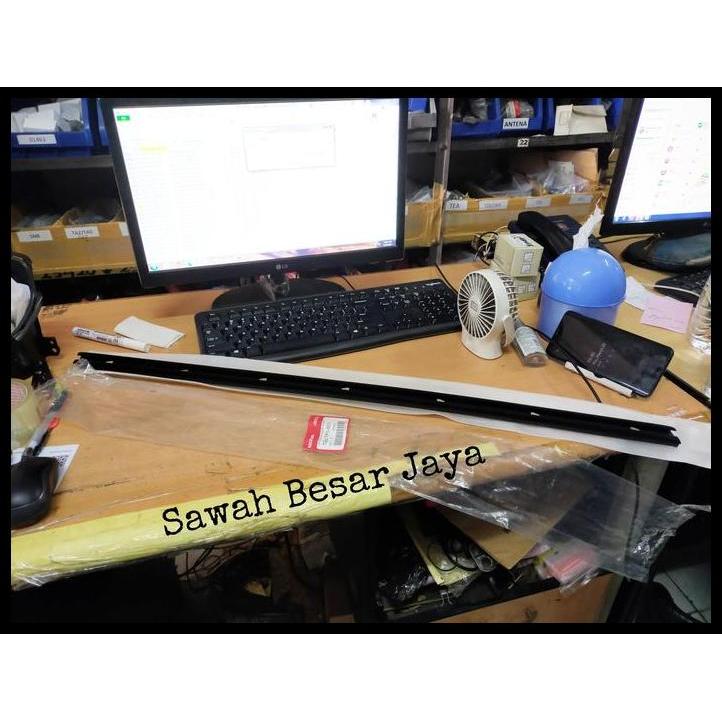 BEST DEAL WEATHER STRIP - KARET PELIPIT PLIPIT LIST LIS BAWAH KACA PINTU BAGIAN DALAM HONDA JAZZ GD3