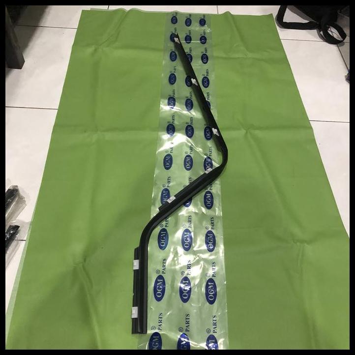 GRATIS ONGKIR KARET LIS PELIPIT/PENJEPIT KACA PINTU LUAR PS100/PS120/PS135 (RAGASA) 