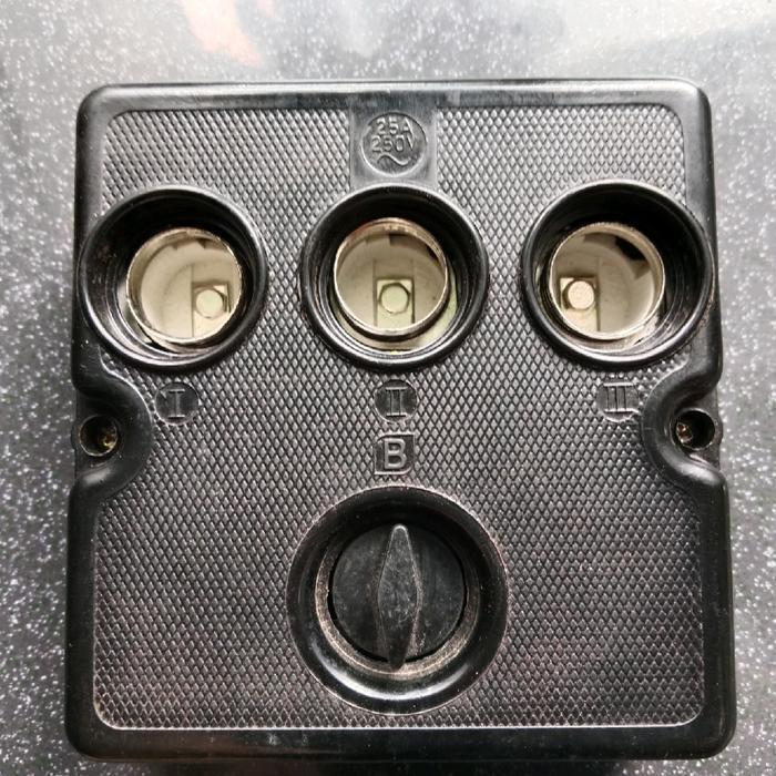 Fuse Box Sekring Broco 1/2/3 Group Original Dan Terpercaya