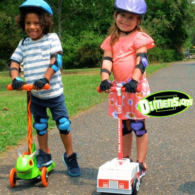 [FR} Dimensions Premium 3 Wheel Kids Scooter Dragon with Light and Sound