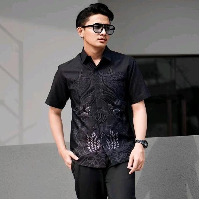 Termurah / Hot Sale Kemeja Batik Pria Lengan Pendek Kelabang Motif Katun Katun Kain Kerja Keren Mewa