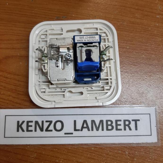 Promo Outlet Data Cat 6 Panasonic + Tv Panasonic / Panasonic