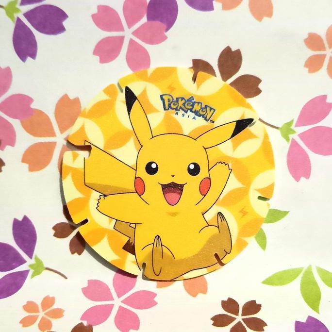 pikachu chiki balls pokemon coin tazos