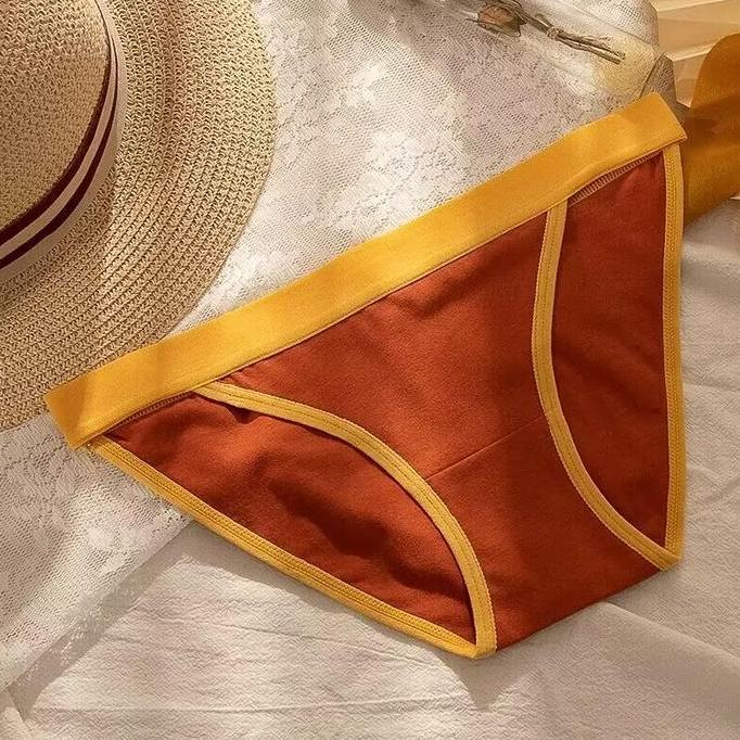 Dezenna Celana Dalam Wanita Brief Katun Celana olahraga Polos G String 5C237