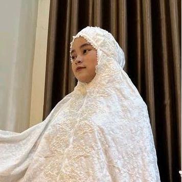 (MUKENA SUTRA PREMIUM) MUKENA DEWASA SUTRA PARIS ORI RENDA PAYET KD UMPAK TILLE MUKENA SUTRA ADEM ME