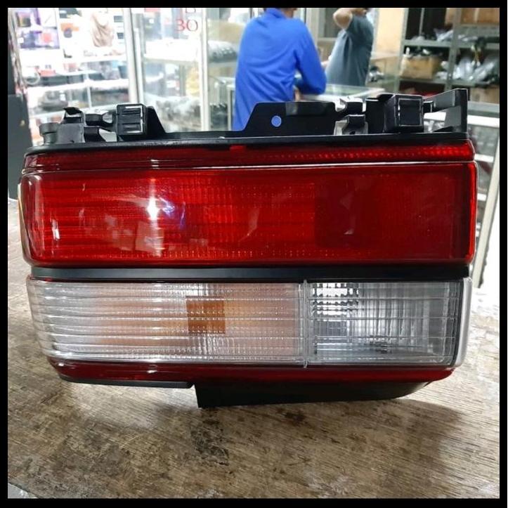 TERMURAH LAMPU BELAKANG STOP LAMP COROLLA GREAT