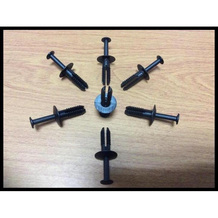 TERMURAH KANCING KLIP CENGKEH BEMPER BMW / BUMPER RIVET BMW ( SMLD )