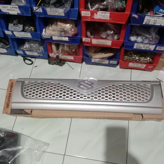 Promo gril depan Futura carbulator 1993-2004 Diskon