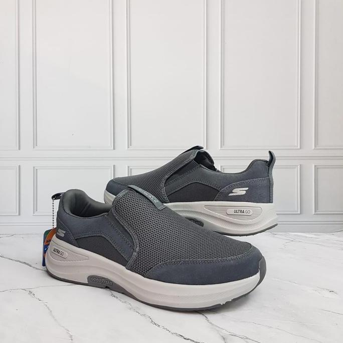 SEPATU SKECHERS GOWALK ULTRA GO/SEPATU SKECHERS PRIA GS
