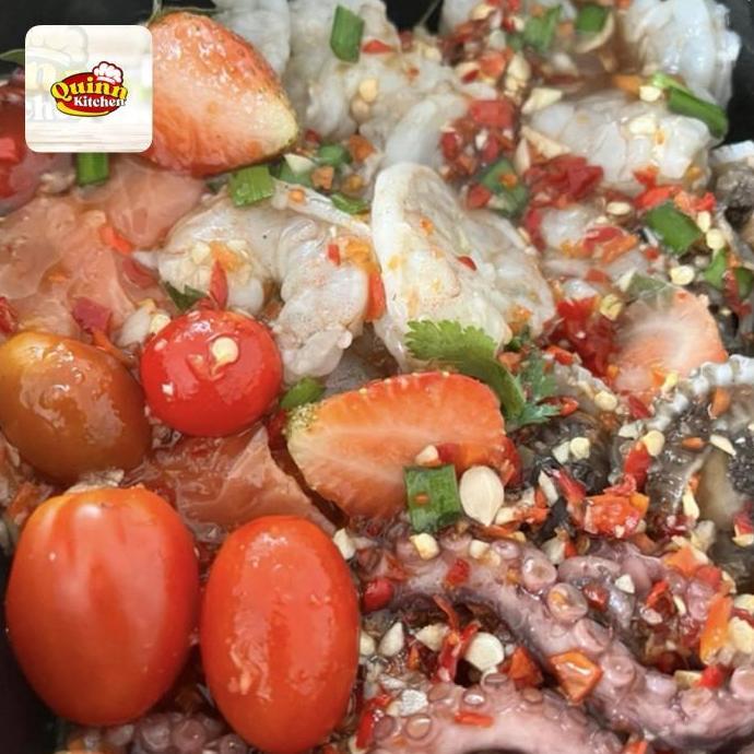 Belisekarang- Salmon Gurita Udang Mangga/Pepaya Salad Thailand