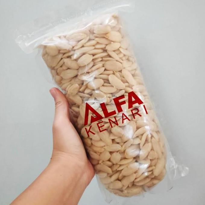 Kacang Kenari Mentah Utuh Patah Hancur Asli Kepulauan Ambon 1kg