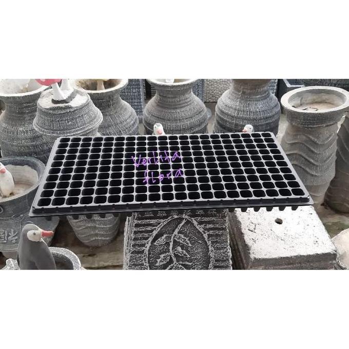 Tray Semai 200 Lubang