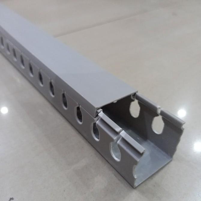 Kabel Duct 33x33 Lubang Abu-abu / Wiring cable duct PVC