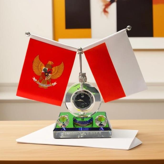 Parfum Mobil  Motif Jam Crystal LED Car Perfume Pajangan Dashboard Mobil SKR