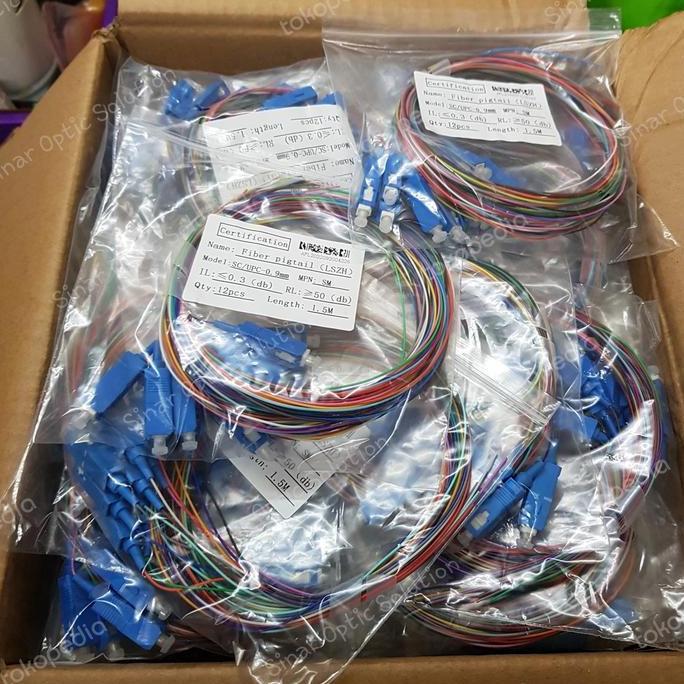 Pigtail SC upc / pigtail SC 12 core warna