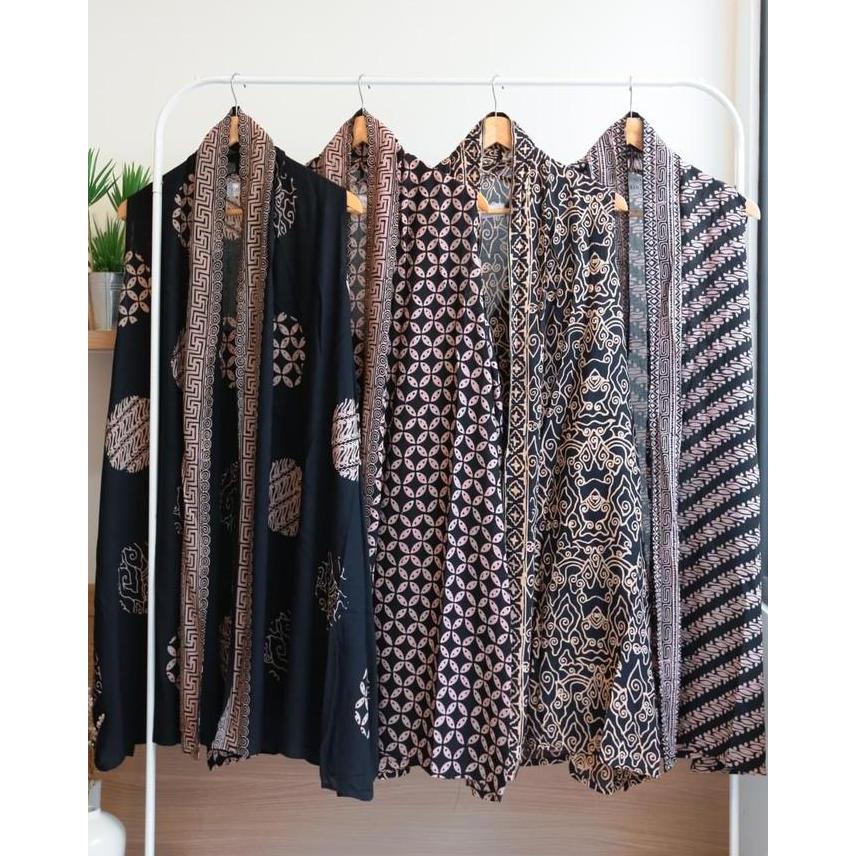 DN14 - OUTER TANPA LENGAN BATIK WANITA VARIASI HITAM CARDIGAN BATIK WANITA ATASAN LENGAN BUNTUNG BAT
