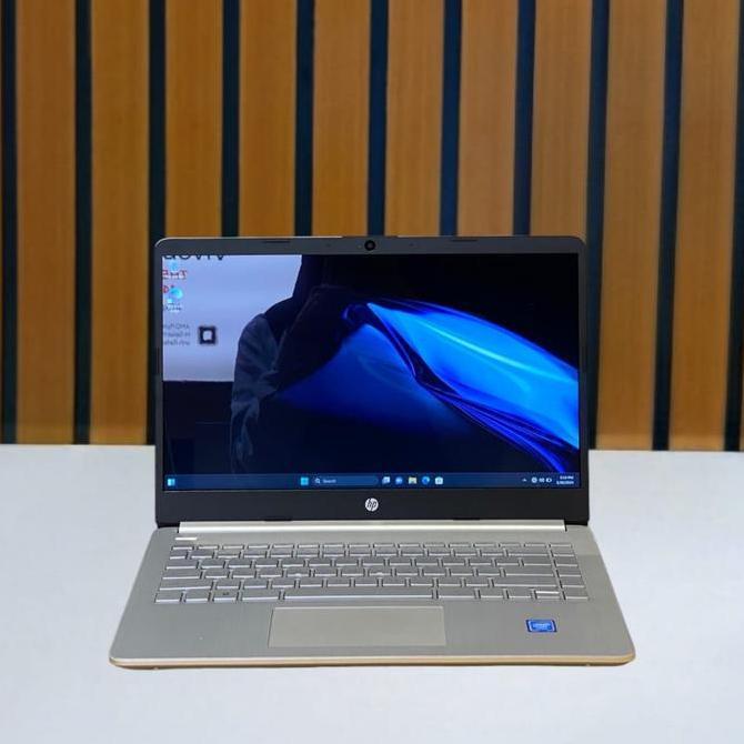 Laptop Baru HP 14 Intel N4120 (4 Cpus, 2,6Ghz ) SSD Silver BIM