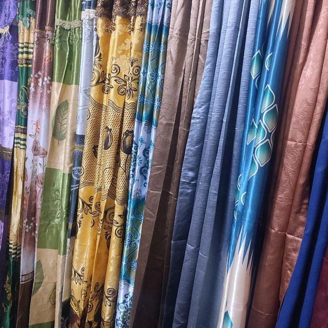 Fmly- Kain Pinti/Gorden Import Ukuran 1 Meter.Tingi 2 Meter