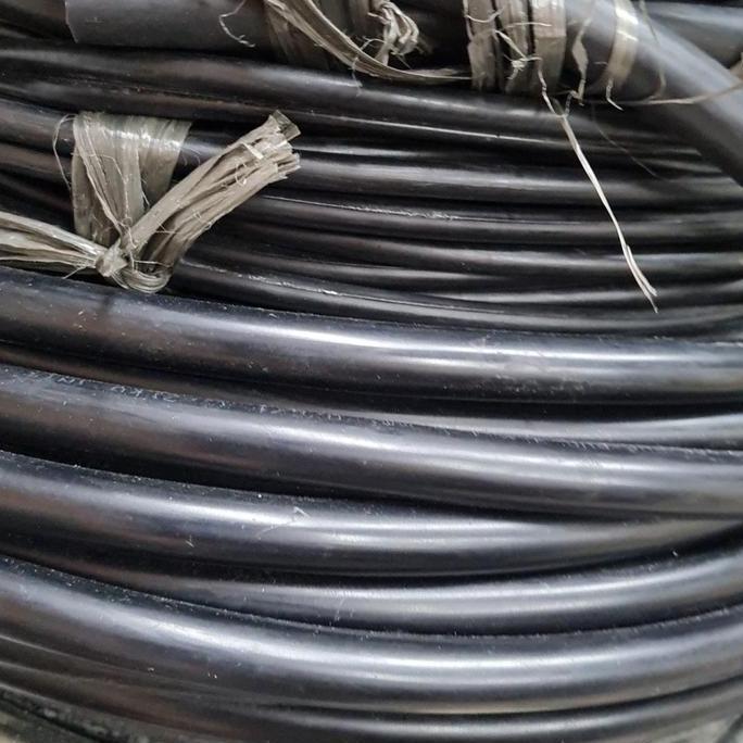 Kabel Nyy 3X2,5 / 3X2.5Mm Merk Kabelmetal / Kabelindo Meteran / Eceran