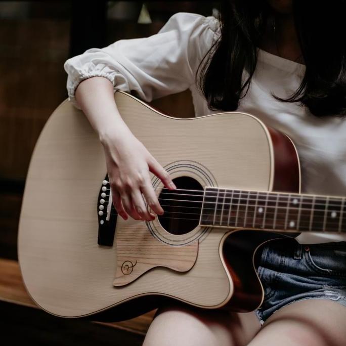 Altwill- Gitar Akustik Mandalika L-02 Natural Original Full Set