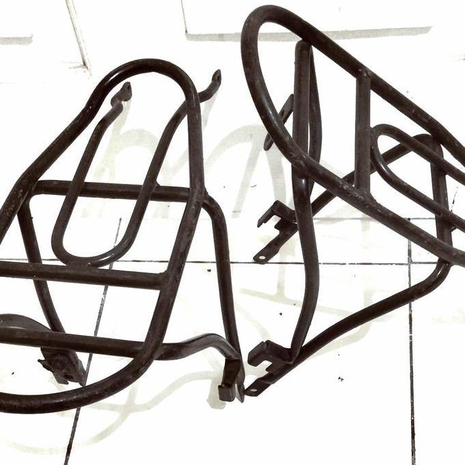 BONCENGAN SEPEDA LIPAT BELAKANG