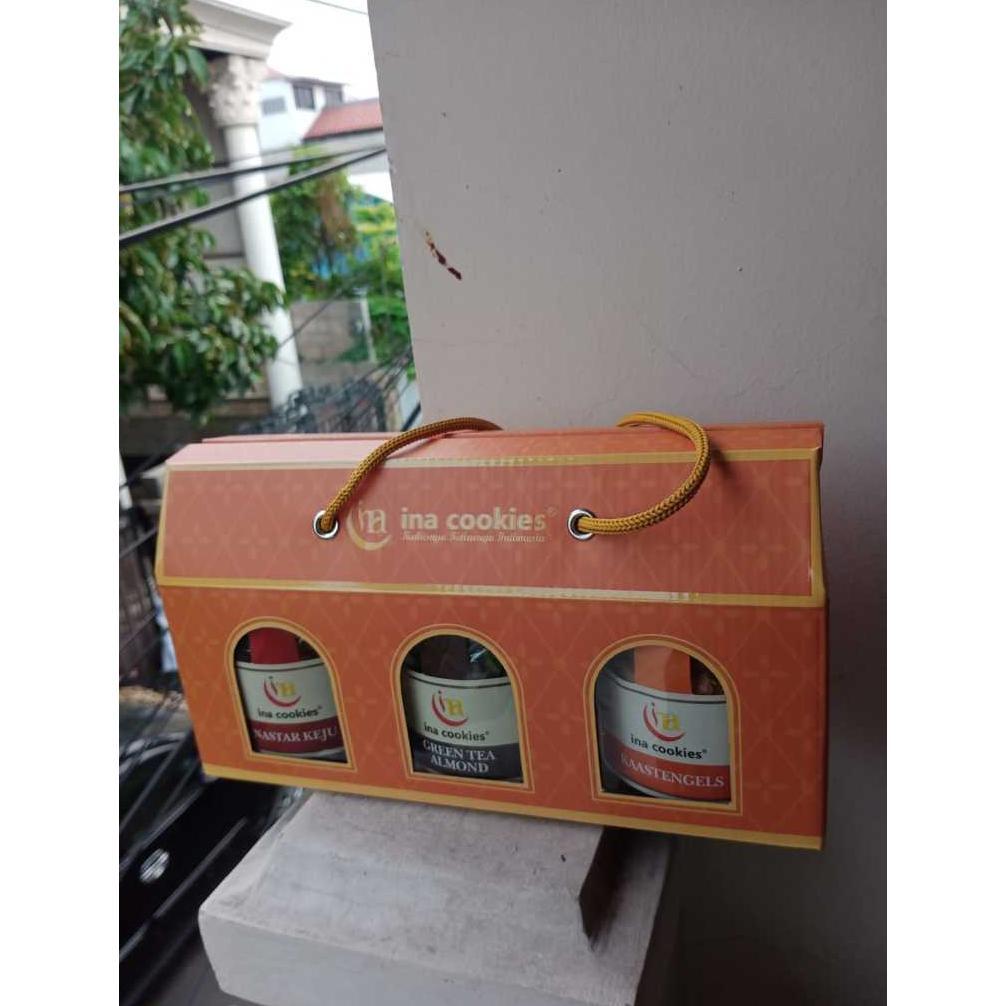 INA Cookies Hampers Jar Kaca isi 3 atau 2 / Parcel kue kering box exclusive isi 3 atau 2 jar kaca /K