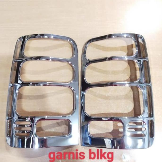GARNISH LIST LIS LAMPU BELAKANG MOBIL KIJANG EFI LGX 1996 SD 2000 CROM PROMO