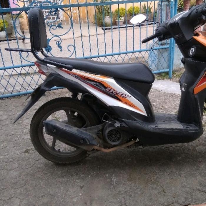 Sandaran Jok Motor Beat Deluxe Beat Fi Beat Karbu Scoopy Original Dan Terpercaya