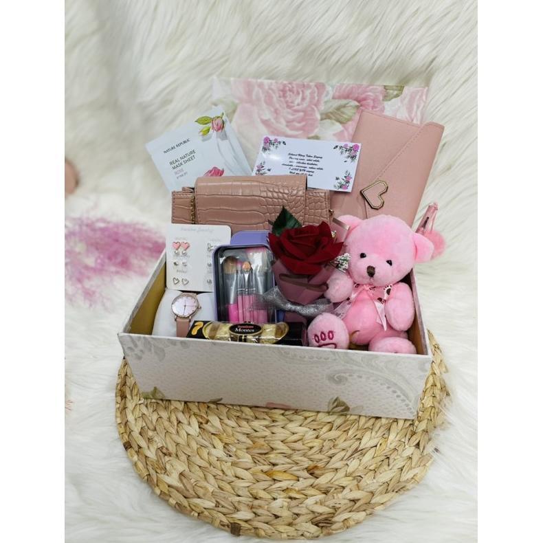 Kado Ulang Tahun Paket Kado Ultah Hadiah Anniversary Paket Kado Lengkap Wanita