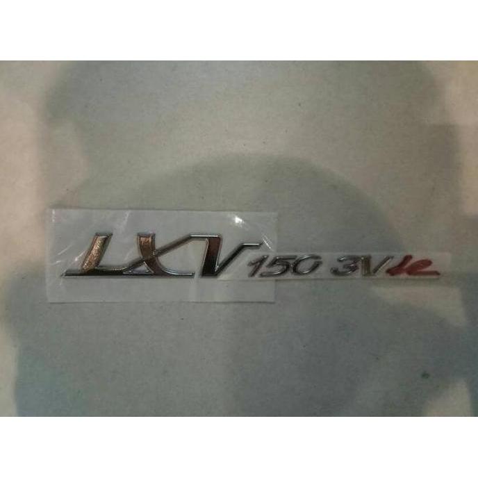 Emblem Vespa "LXV 150 3V ie"