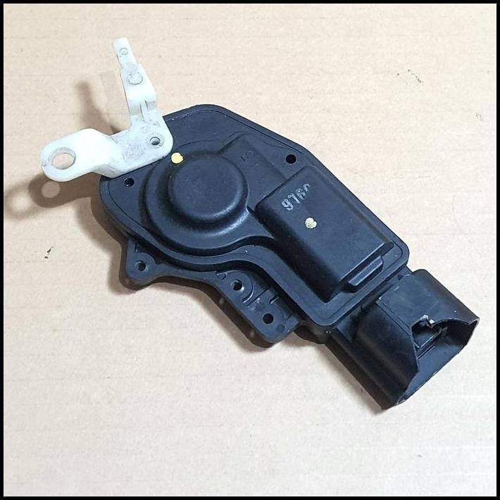BEST DEAL MOTOR CENTRAL LOCK ACTUATOR DOOR LOCK PINTU KIRI BELAKANG GRANMAX 