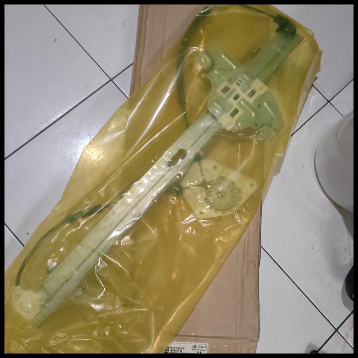 TERLARIS REGULATOR POWER WINDOW DEPAN KANAN HYUNDAI H1 82404-4H100 